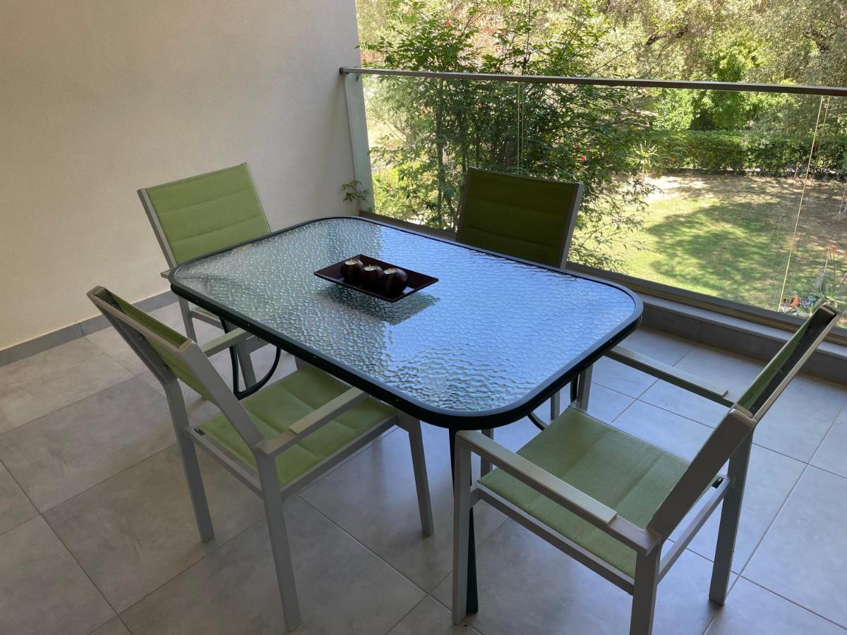 לגאנאס Andromahi Apartments & Suite מראה חיצוני תמונה