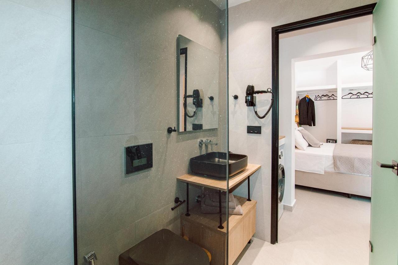 לגאנאס Andromahi Apartments & Suite מראה חיצוני תמונה