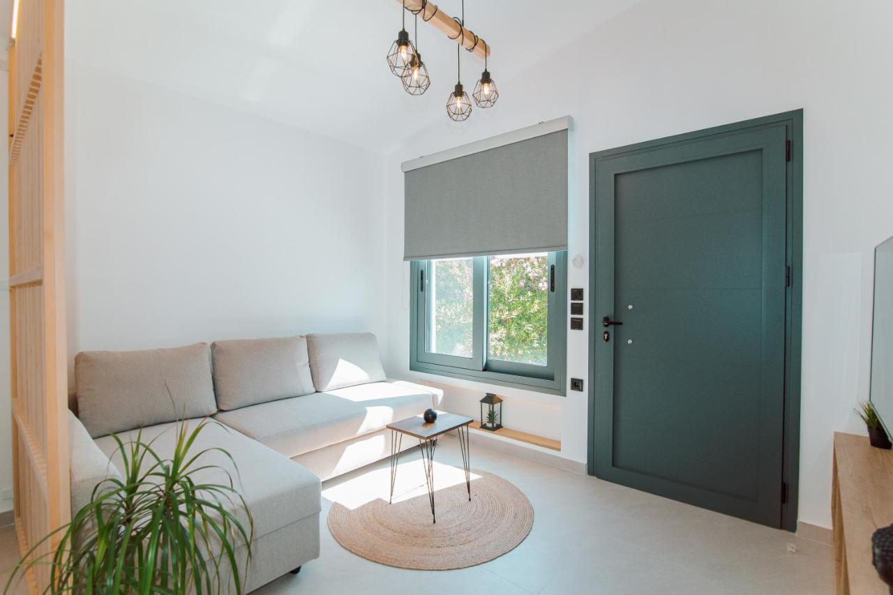 לגאנאס Andromahi Apartments & Suite מראה חיצוני תמונה