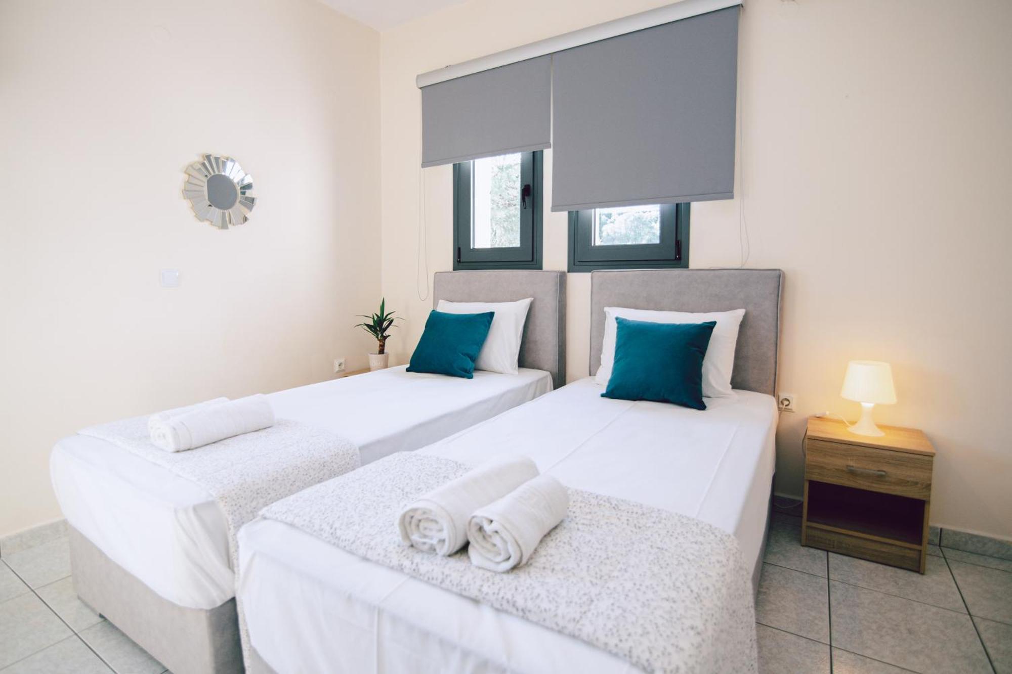 לגאנאס Andromahi Apartments & Suite מראה חיצוני תמונה